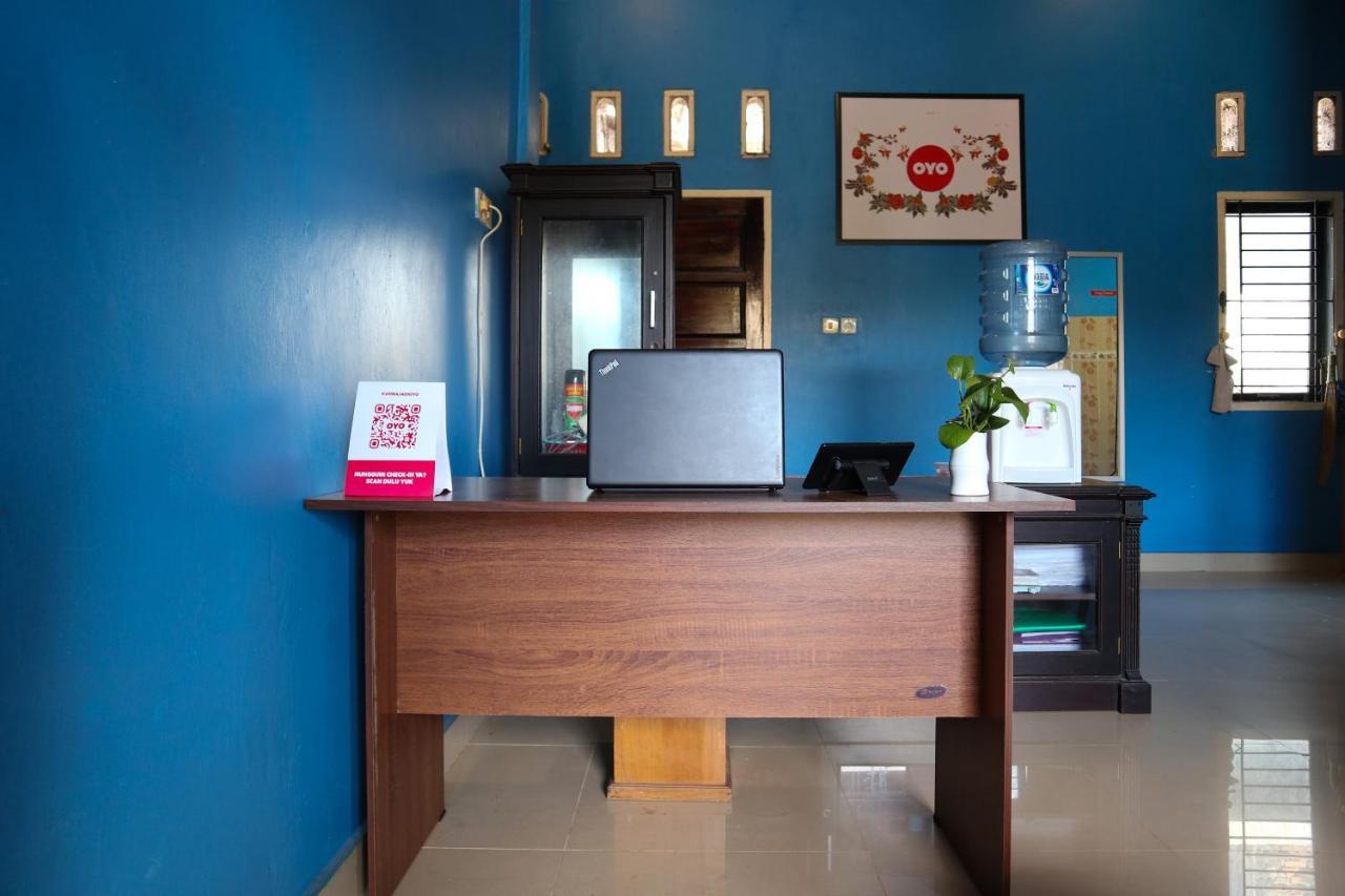 Oyo 2202 Delima Guest House Syariah Padang  Luaran gambar