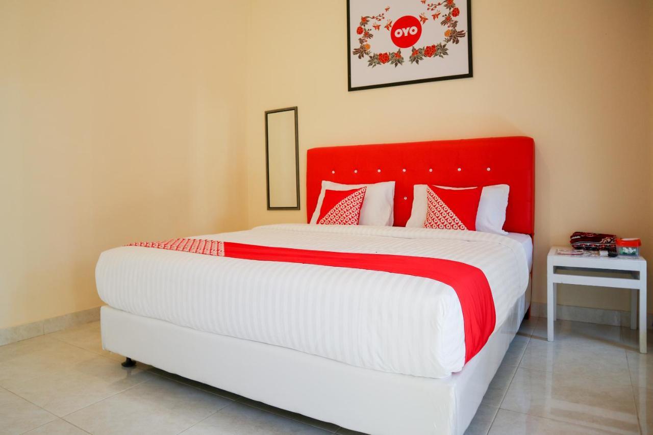 Oyo 2202 Delima Guest House Syariah Padang  Luaran gambar