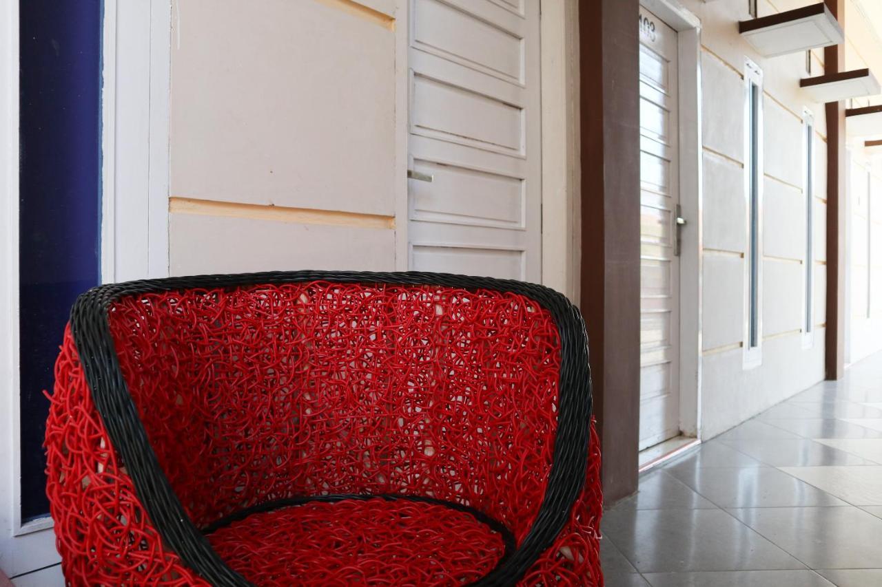 Oyo 2202 Delima Guest House Syariah Padang  Luaran gambar